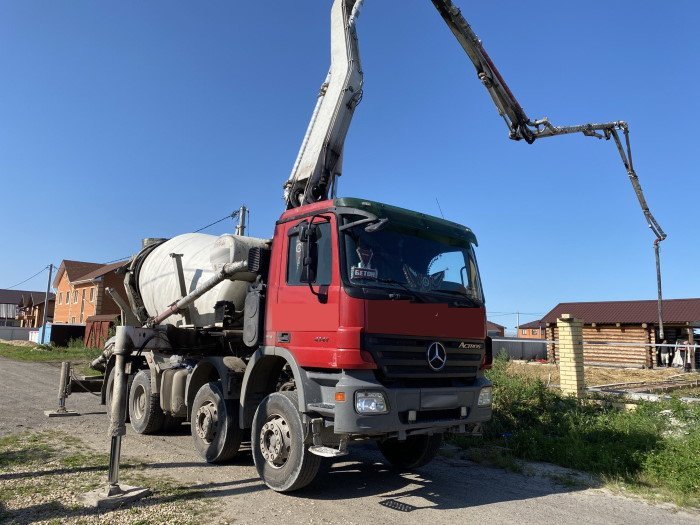 Подача бетона для заливки полов в бане в Уфе
